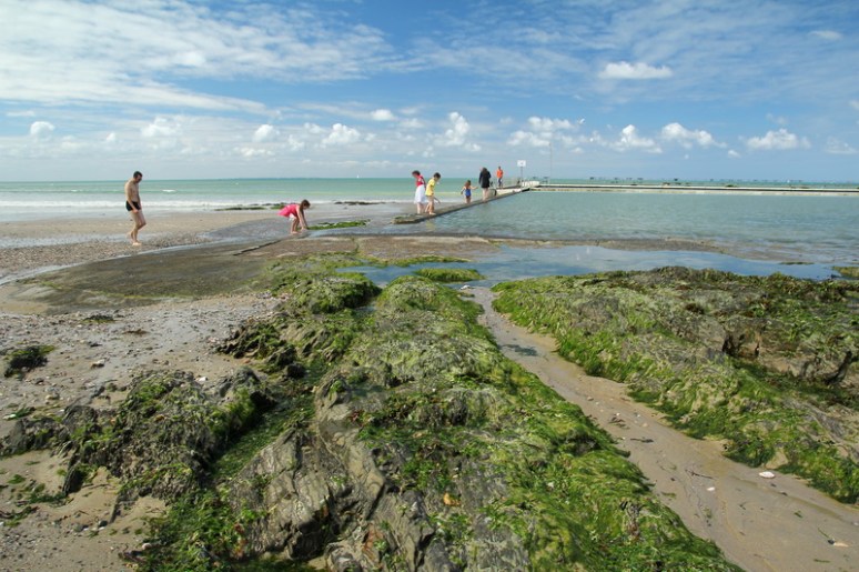 La piscine d'eau de mer de Saint-Pair-sur-Mer