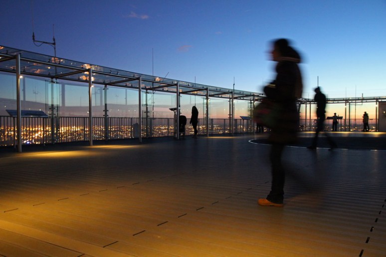 Paris. La terrasse panoramique (59ème étage) de la Tour Montparnasse.