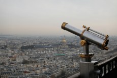 Paris – Au 2ème étage de la Tour Eiffel