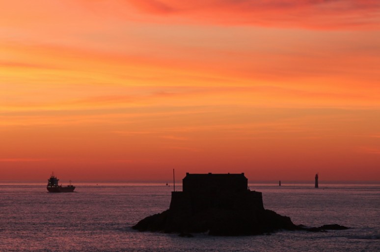 Coucher de soleil sur l'île du Petit-Bé, à Saint-Malo