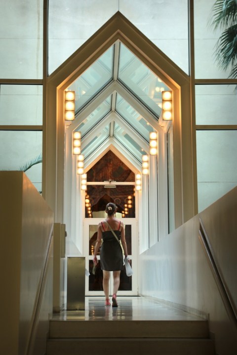 Dans un couloir du Musée National d'Art de Catalogne (Barcelone, Espagne)