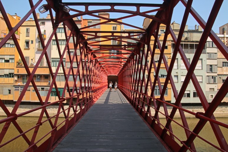 Gérone (Espagne). Pont de les Peixateries Velles.