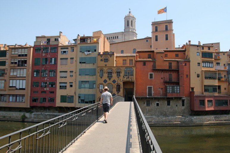 Gérone (Espagne). Pont d'En Gomez sur l'Onyar.