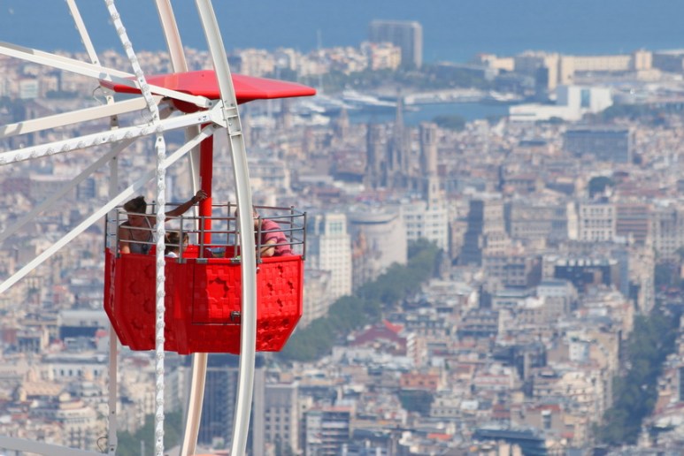 Le parc d'attractions du Tibidabo (Barcelone).