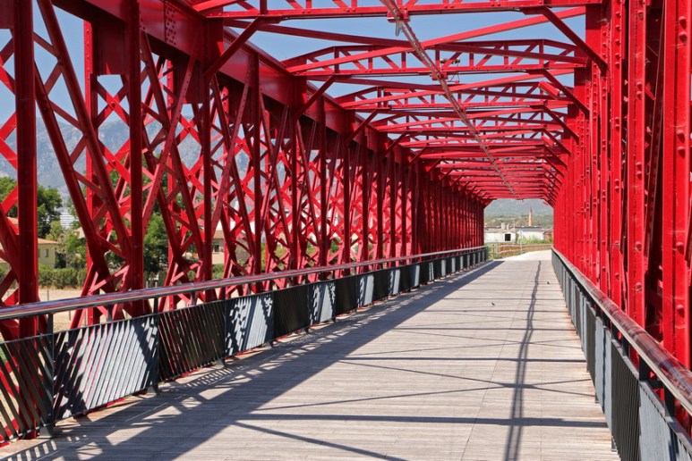 Pont sur l'Ebre, à Tortosa (Catalogne, Espagne).