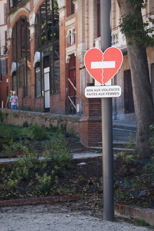 Montauban (Tarn-et-Garonne). Cri du cœur dans le square Picard.