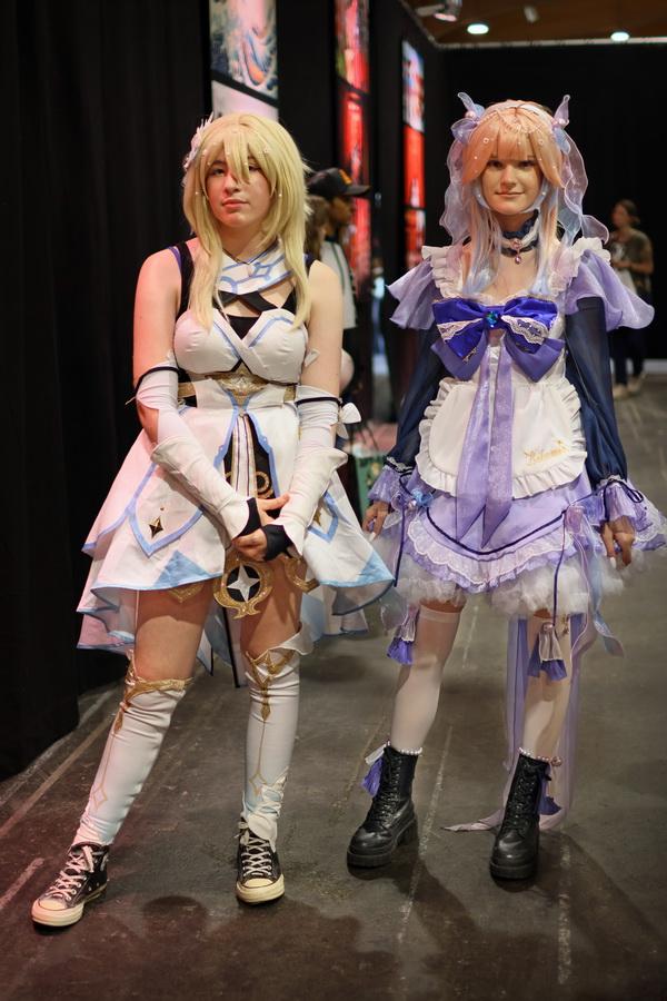 Cosplay de Lumine et Kokomi (Genshin impact).
