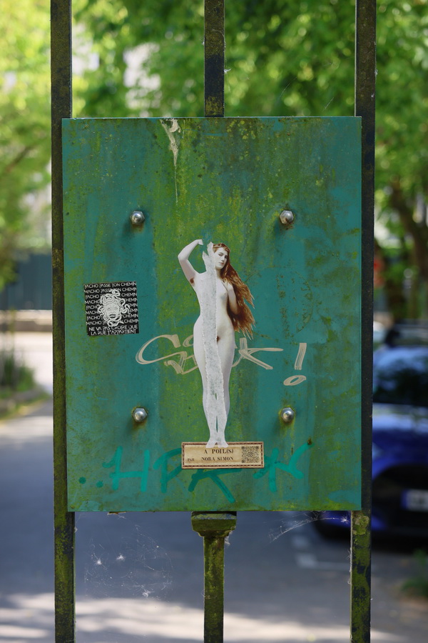 L'intolérable nudité (Œuvre de Nora Simon au parc du Thabor, Rennes).