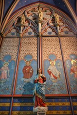 Dans la cathédrale Notre-Dame de Paris.