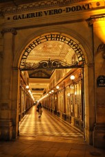 Paris. La galerie Véro-Dodat (2 rue du Bouloi).