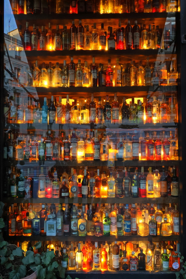 Bouteilles lumineuses - Paris, rue Réaumur - 27/12/2024