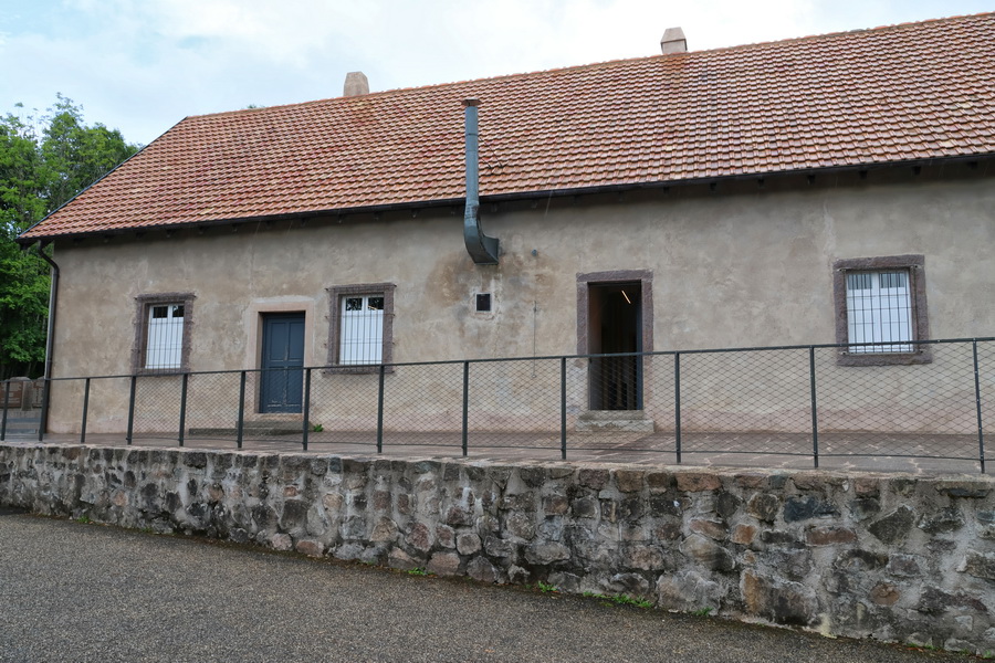 Le bâtiment de la chambre à gaz.
