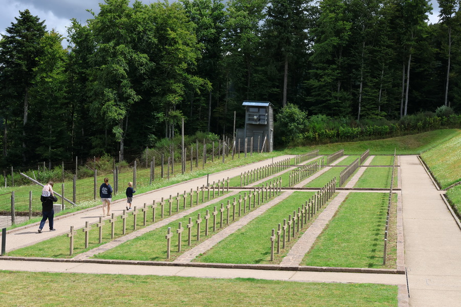 La Nécropole nationale, près du mémorial.