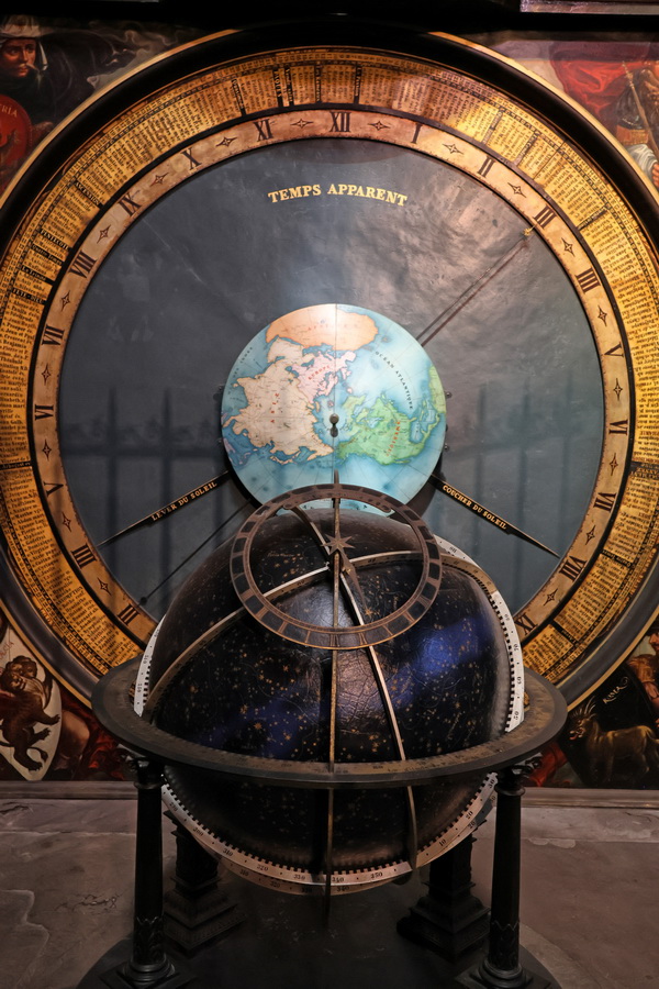 Détail de l'horloge astronomique de la cathédrale Notre-Dame de Strasbourg (Alsace).